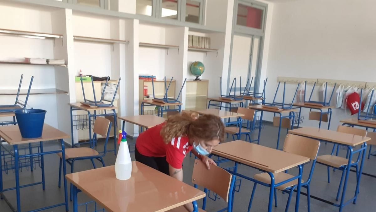 Desinfección de un colegio