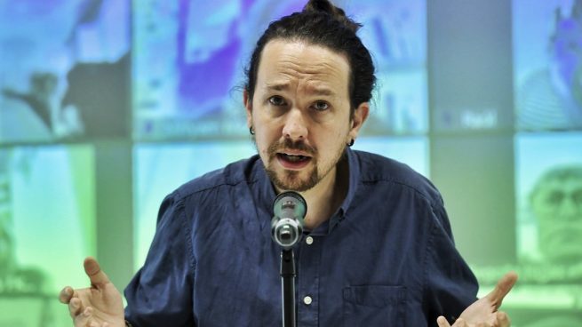 Nace la Plataforma de Sancionados por Iglesias tras multar a más de 20 personas por protestar ante el casoplón