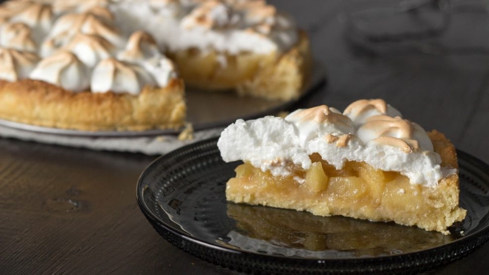 Tarta de manzana con merengue