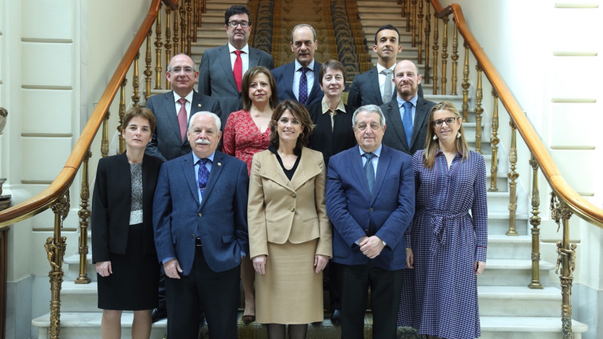 Foto de familia del Consejo Fiscal presidido por Dolores Delgado. (Foto: Fiscalía)