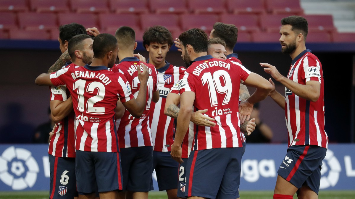 Los jugadores del Atlético de Madrid celebran un gol contra el Granada. (Getty)