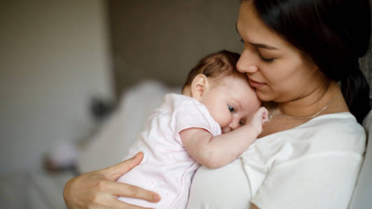 Descubre cómo puedes beneficiar al bebé si lo mimas