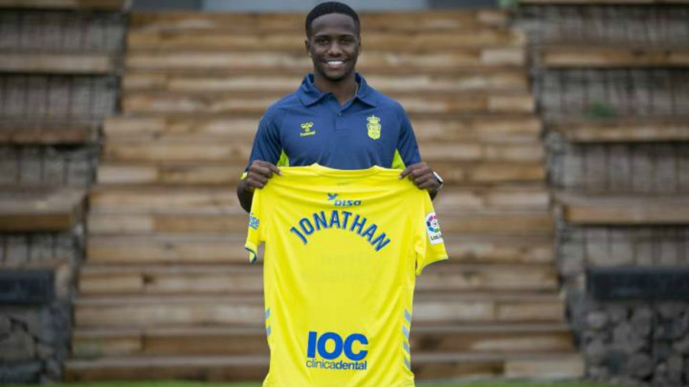Jonathan Silva, presentado como jugador de Las Palmas.