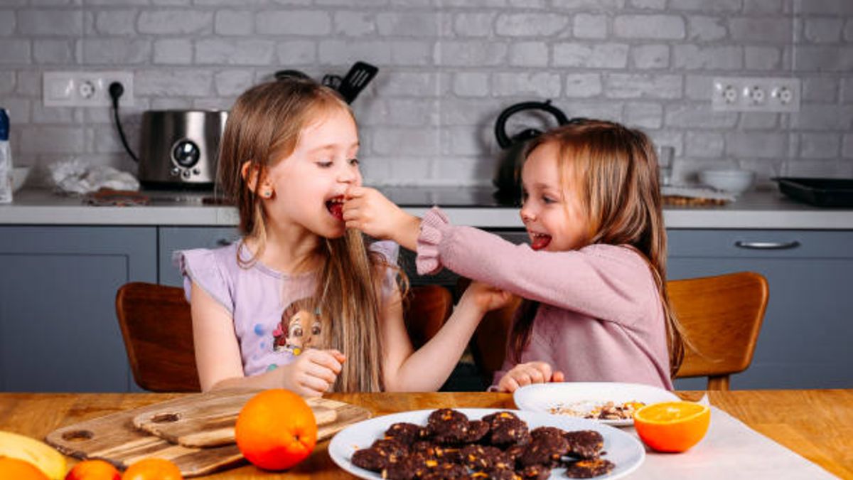Comer sin hambre puede ser algo genético que heredarían los niños