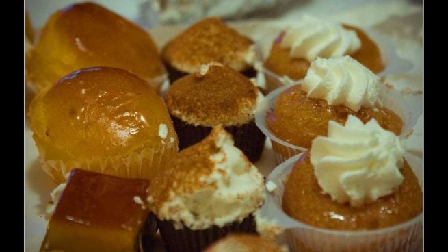 Pastelillos de miel y sésamo