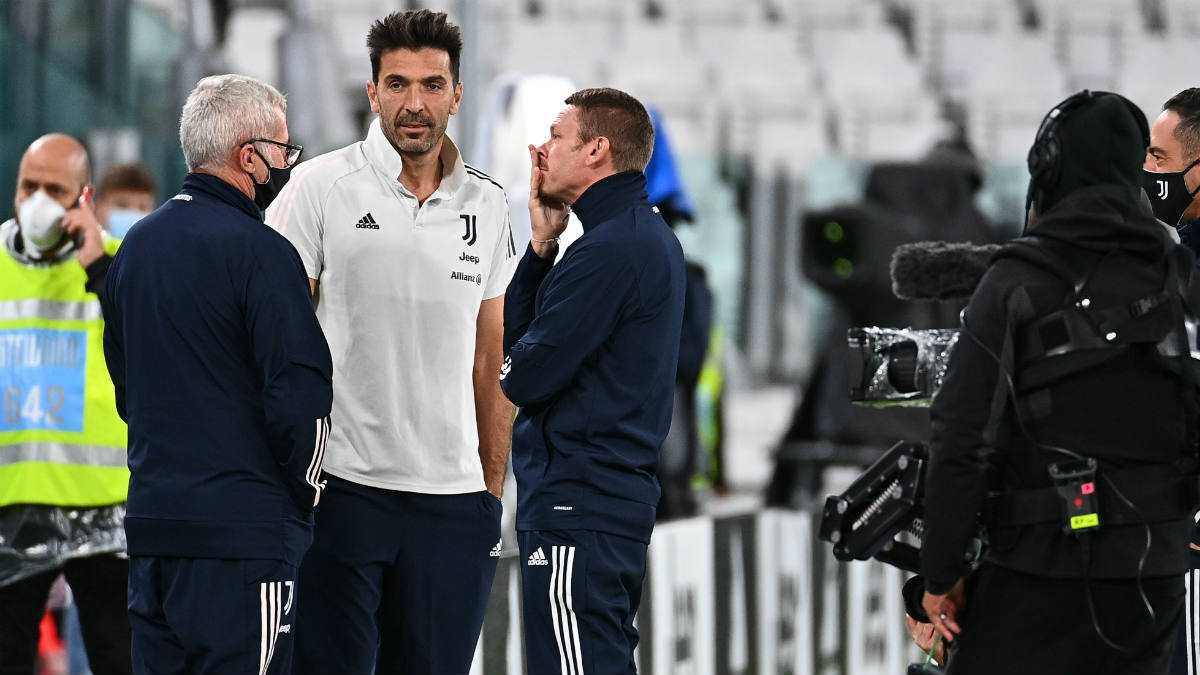 Una imagen de Buffon antes del Juventus-Nápoles que no se disputaría. (AFP)