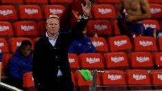 Koeman durante el Barcelona – Sevilla. (EFE)