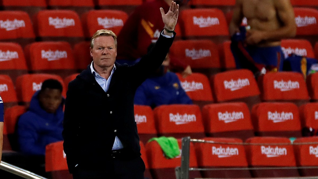 Koeman durante el Barcelona – Sevilla. (EFE)