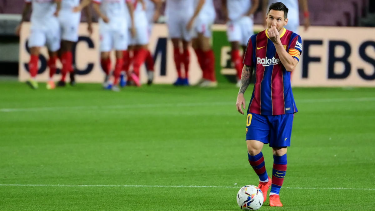 Leo Messi, tras el 0-1 del Sevilla en el Camp Nou. (AFP)