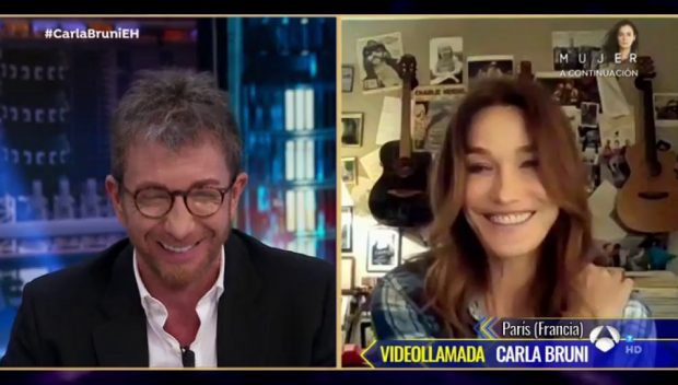 Carla Bruni con Pablo Motos desde París