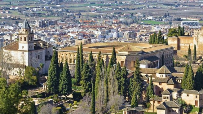 Granada, Jaén y Dos Hermanas, donde más crecen los casos de coronavirus en Andalucía