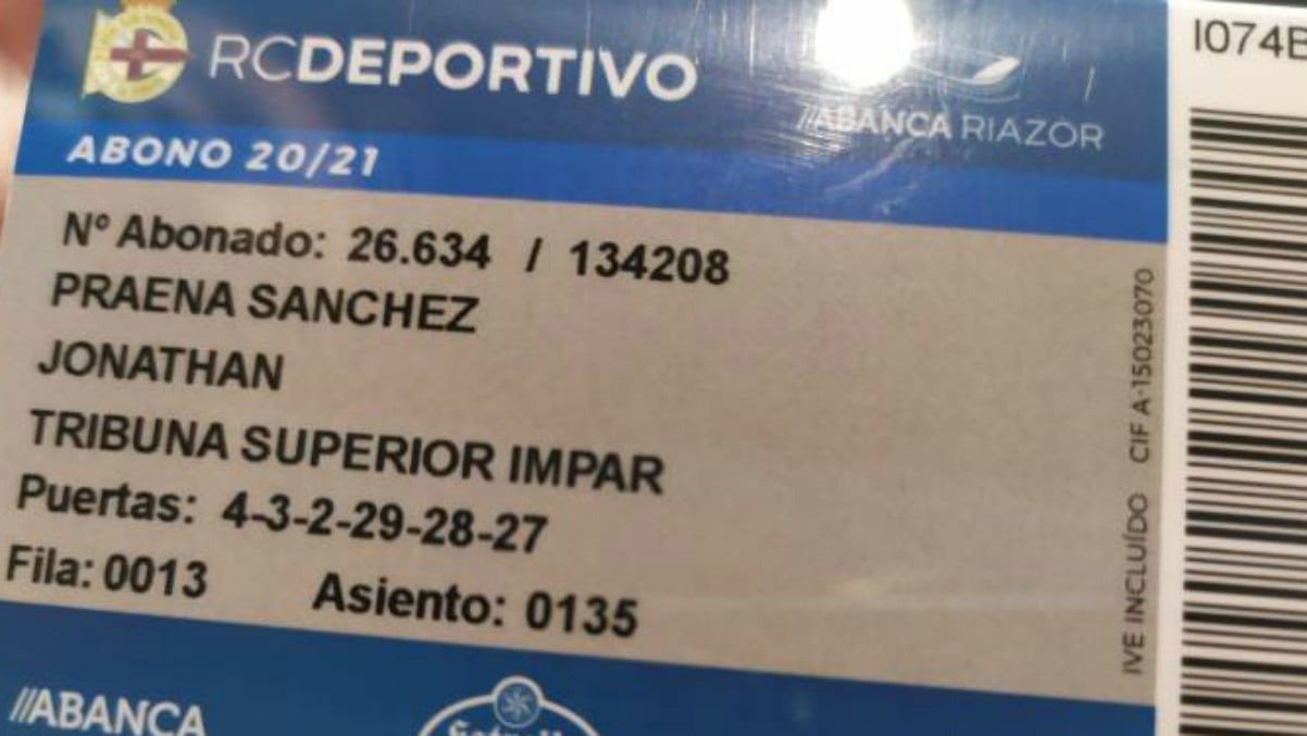 El abono del Deportivo de Jonathan Praena, presidente del Fuenlabrada.