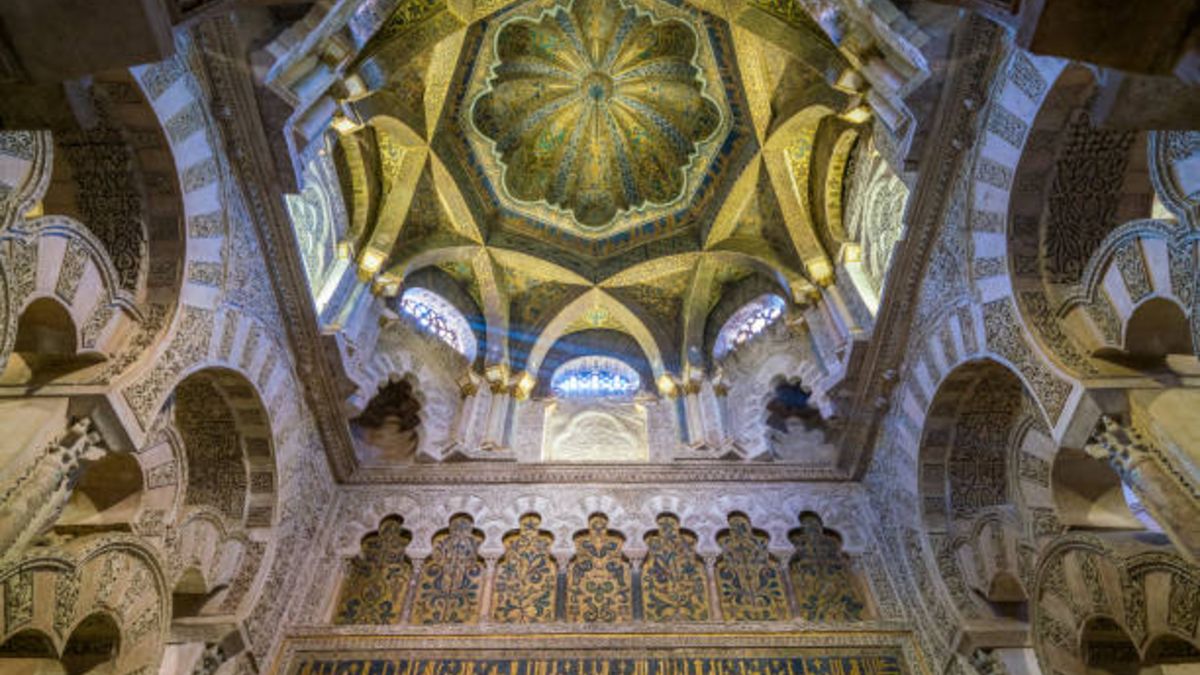Descubre 10 de las catedrales más bonitas en España