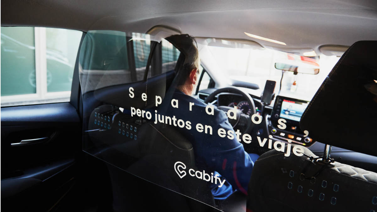 Cabify incorpora la opción de hacer varias paradas en los viajes para competir con el taxi