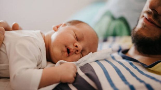 12 consejos que pueden ayudar al sueño del bebé de los 0 a los 4 meses