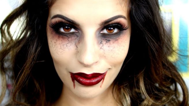 maquillarse de vampiro para Halloween