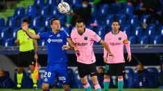 Busquets, durante un partido ante el Getafe. (AFP)