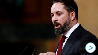 El líder de Vox, Santiago Abascal durante su intervención durante la moción de censura de su partido al gobierno de coalición en el Congreso de los Diputados este miércoles. Foto: EFE