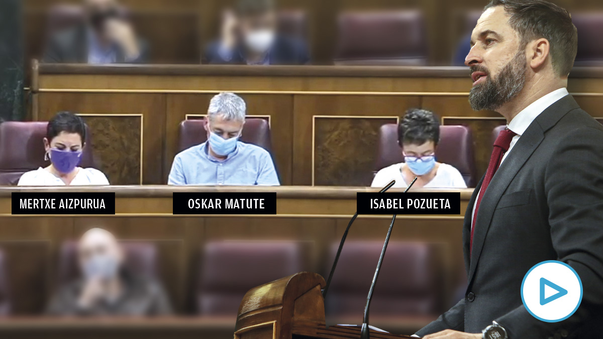 Santiago Abascal lee en el Congreso los nombres de las más de 800 víctimas de ETA.