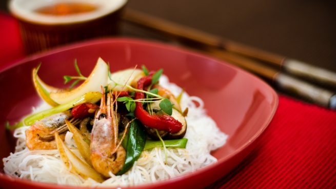 Receta de fideos de arroz salteados con verduras