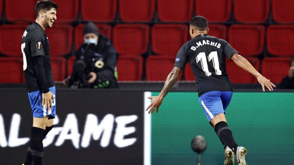 Triunfo histórico del Granada en Eindhoven. (AFP)