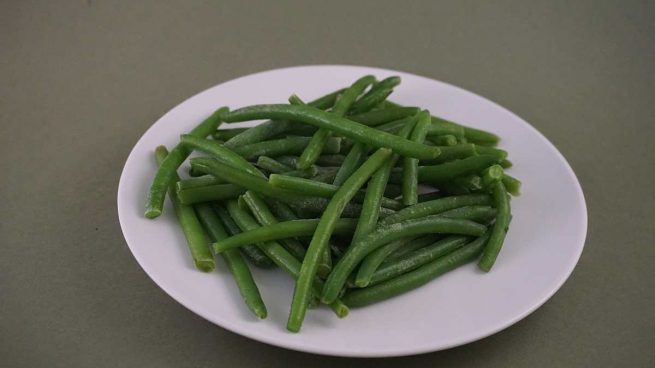 Judías verdes cocidas con semillas de sésamo: receta de verduras