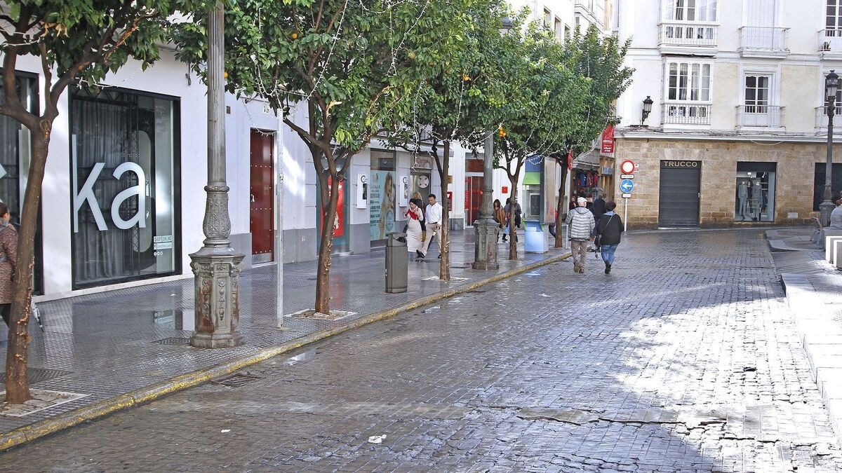 Calle comercial de Cádiz