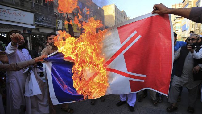 Llamamiento en los países árabes para boicotear los productos franceses