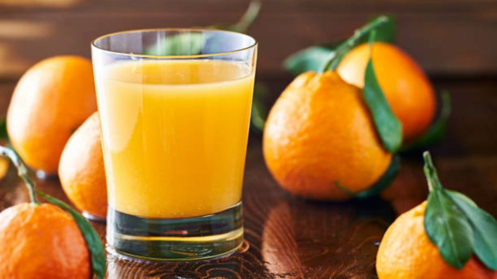 Los motivos para beber un zumo de naranja al día
