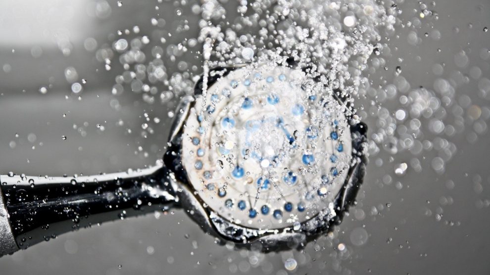 Pasos para ducharse en 5 minutos y ahorrar agua