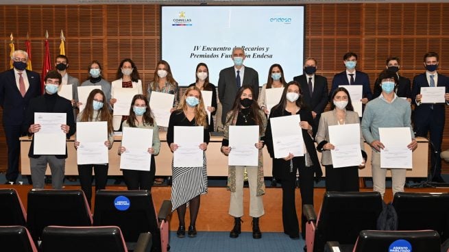 La Fundación Endesa entrega sus becas a los mejores alumnos de ICAI e ICADE