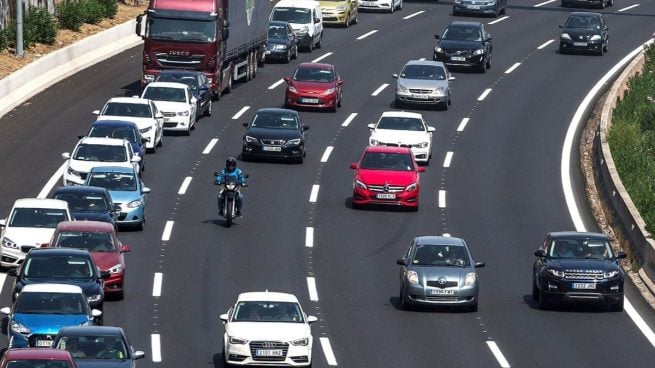 Se puede pasar con el coche por una comunidad confinada para ir a otra que está abierta