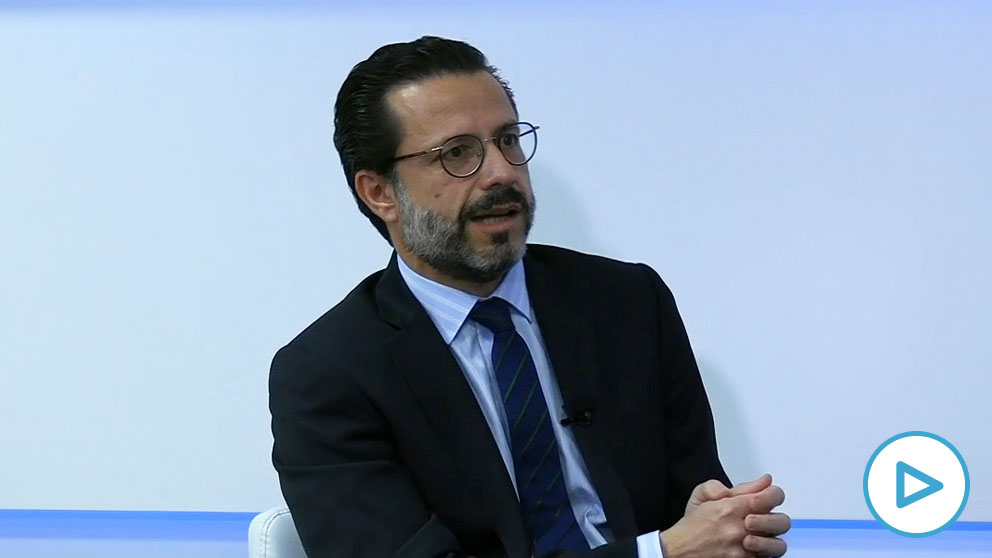El consejero de Hacienda, Javier Fernández-Lasquetty, durante su entrevista a OKDIARIO