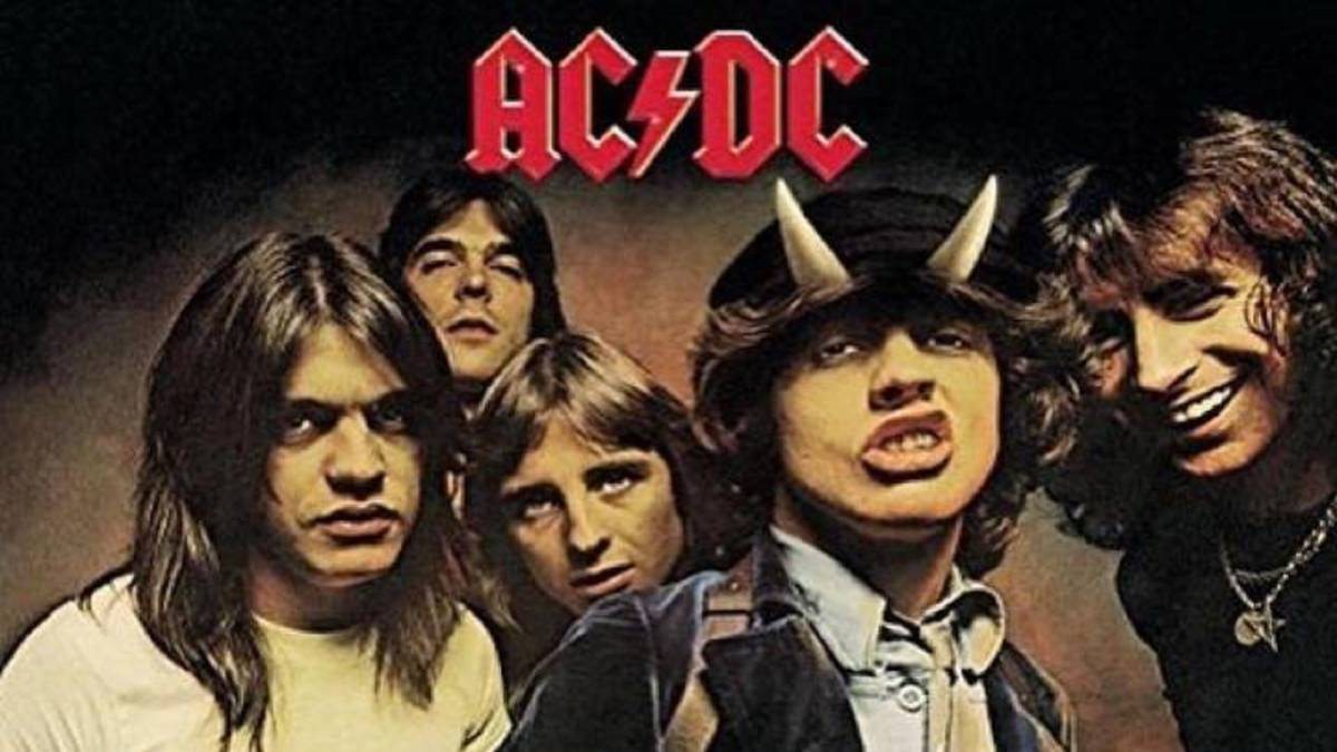 AC/DC publican nuevo material en noviembre de 2020