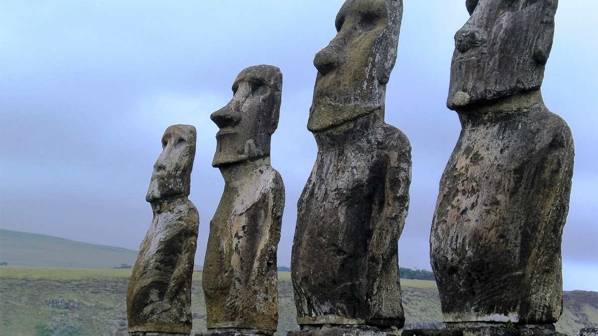 Figuras en la Isla de Pascua
