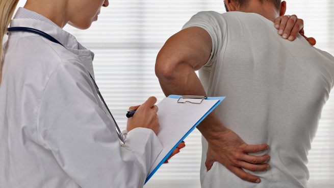 El riesgo de sufrir hernias discales de los deportistas y sus diferentes tratamientos