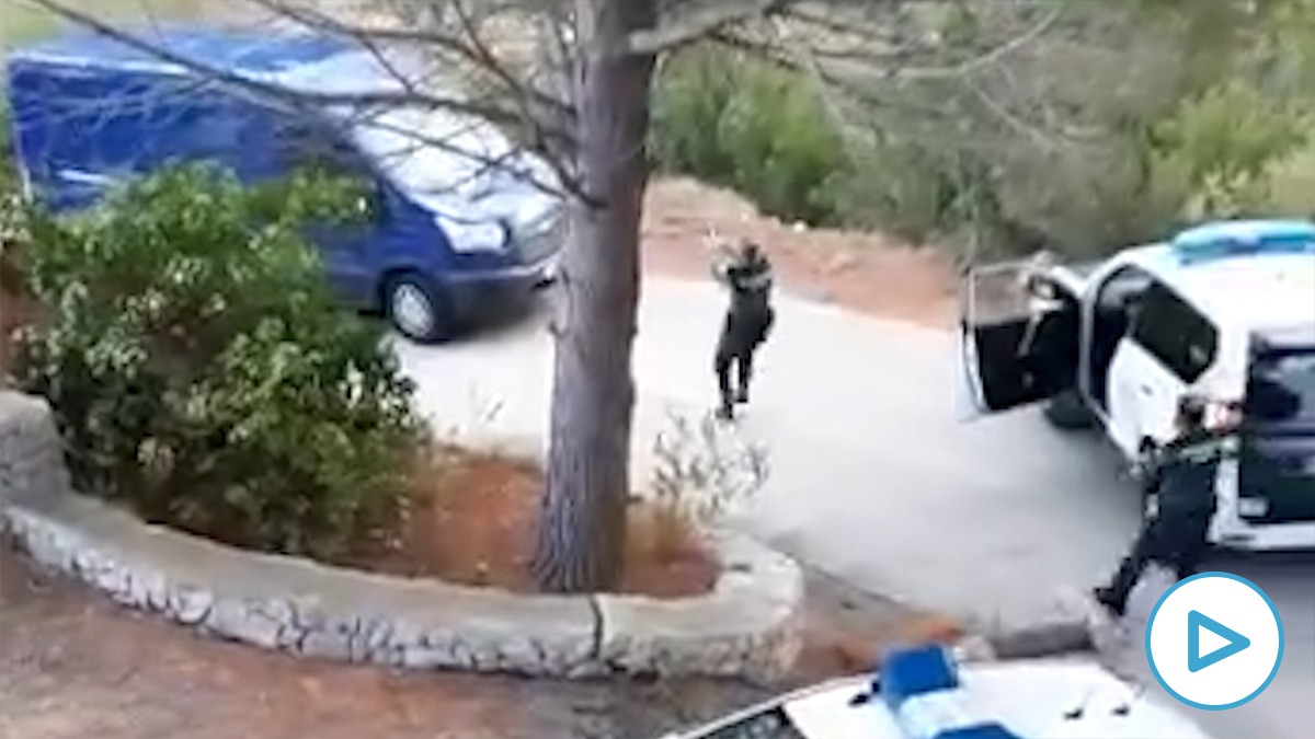 Espectacular persecución a tiros en Calpe.