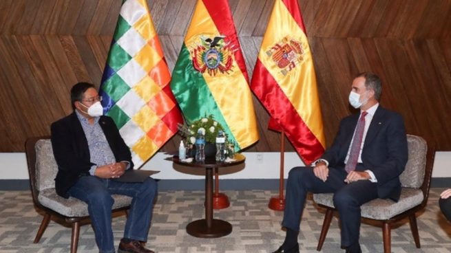 El Rey acompañado por Iglesias se reúne con Arce antes de tomar posesión como presidente de Bolivia