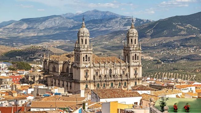 Según datos de la Agencia Estatal de Meteorología, las nubes altas serán las grandes protagonistas de la jornada en la ciudad de Jaén.