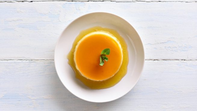 Receta de flan de naranja con especias sin horno