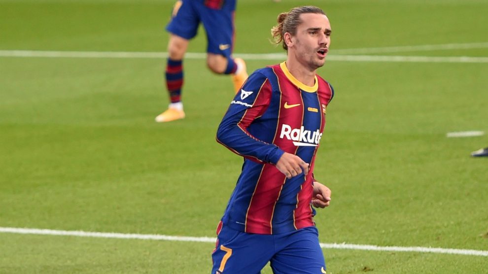 Antoine Griezmann celebra un gol con el Barcelona. (Getty)
