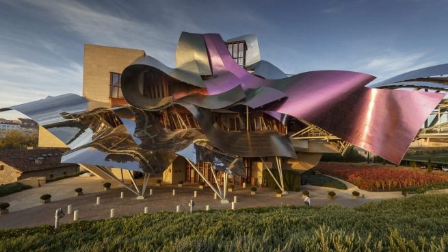 Marqués de Riscal: la bodega centenaria que abandera la vanguardia y la sostenibilidad