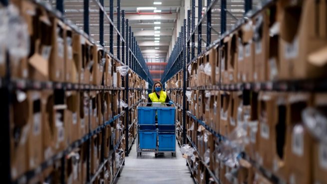 El almacén de Inditex y Primark gestionará 400.000 paquetes más en el Black Friday de la pandemia