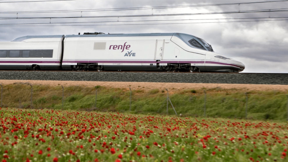@Renfe