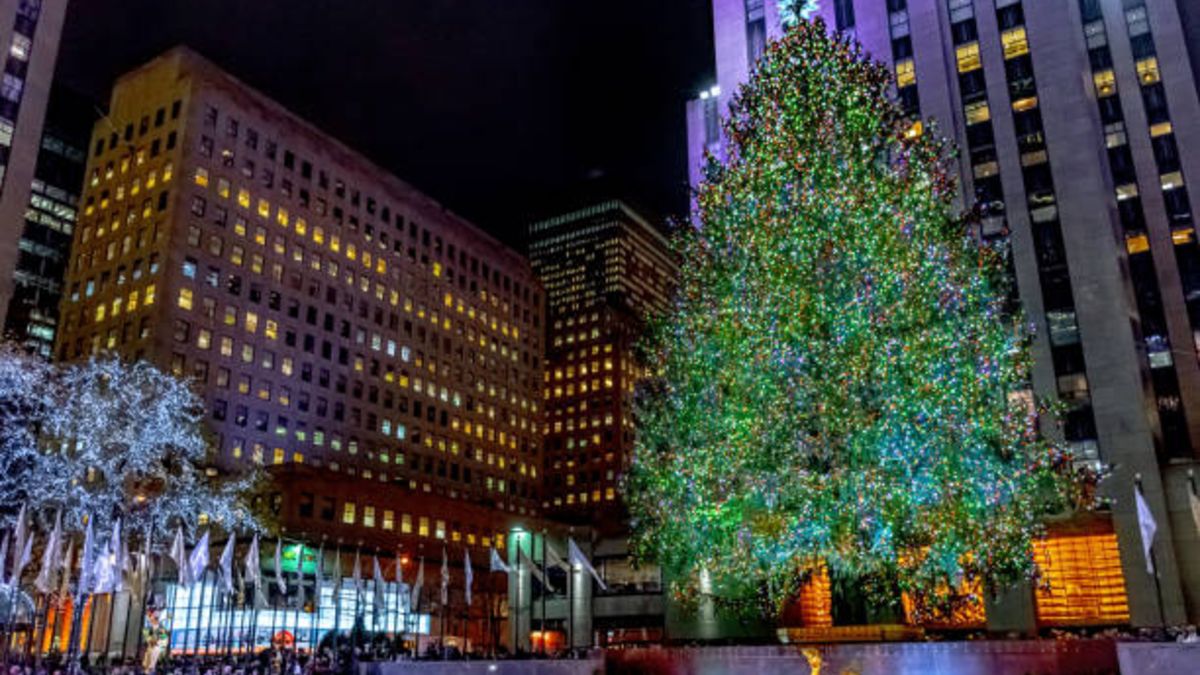 Descubre las curiosidades y últimas noticias sobre el árbol de Navidad del Rockefeller Center