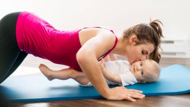 Yoga posparto: Beneficios y cómo practicarlo