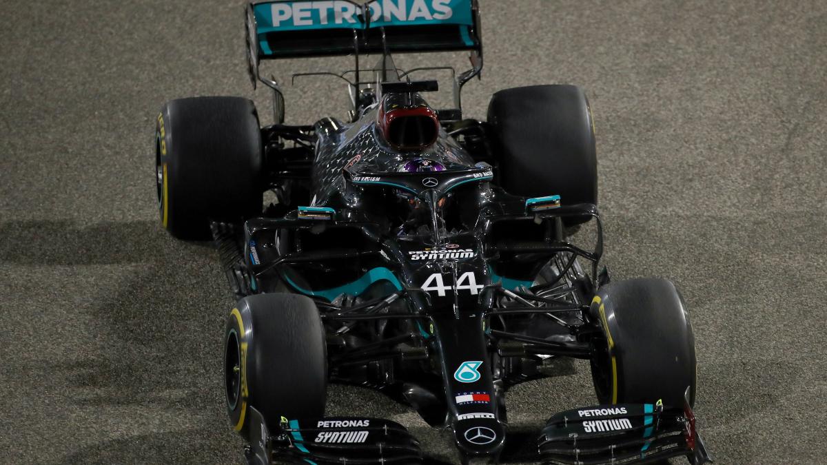 Lewis Hamilton en el Gran Premio de Baréin. (AFP)