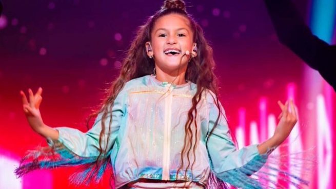 La joven sevillana Soleá durante la actuación en Eurovisión Junior 2020 que le ha valido la tercera posición en el certamen.