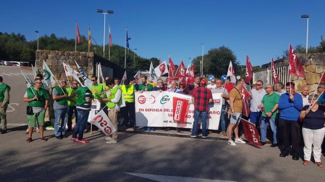 Trabajadores de Ombuds se manifiestan en contra de los despidos