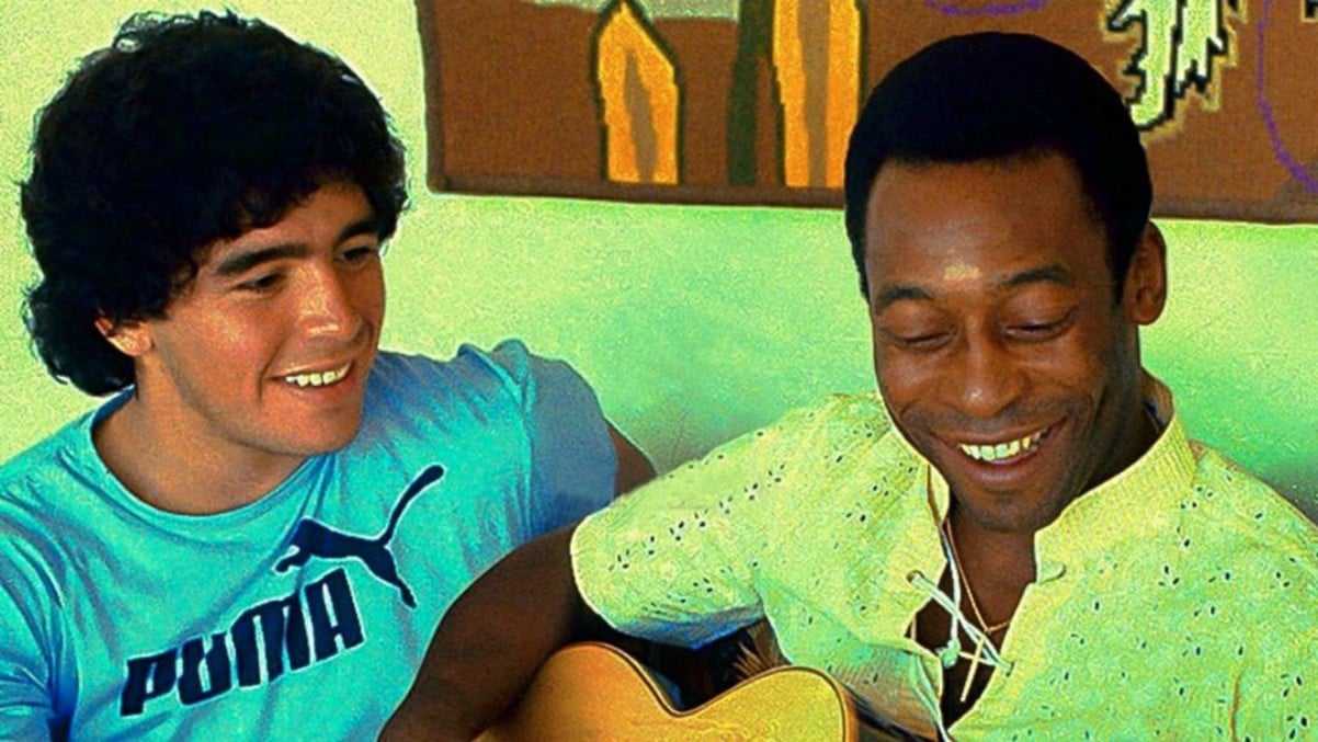 Pelé y Maradona, en una imagen subida por el astro brasileño a Instagram.